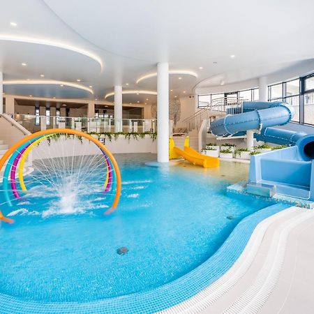 Polanki Aqua Nielimitowany Dostep Do Basenow Parking Free Apartamento Kołobrzeg Exterior foto