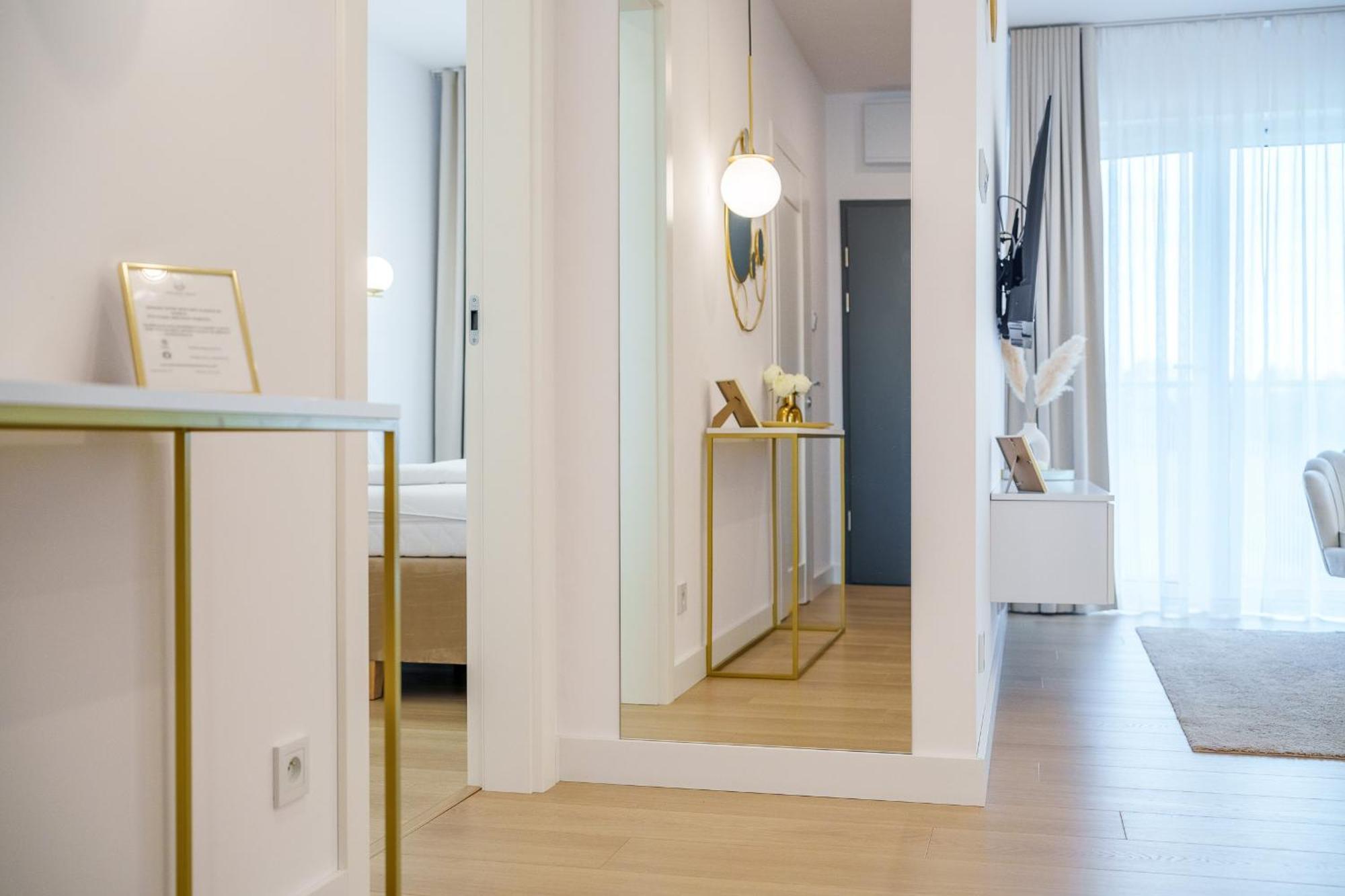Polanki Aqua Nielimitowany Dostep Do Basenow Parking Free Apartamento Kołobrzeg Exterior foto
